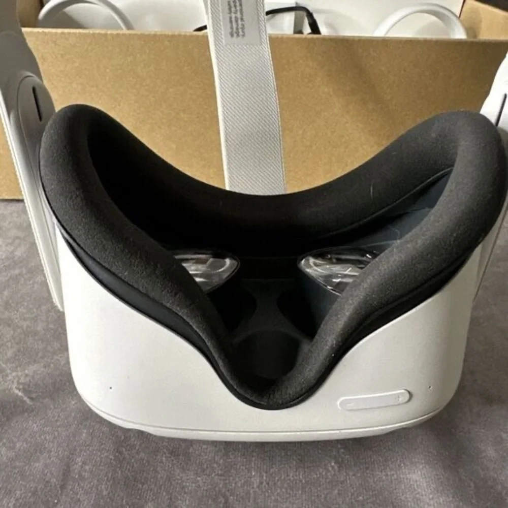 Meta Quest 2‎ - All-In-One Virtual Reality Headset- 128GB W/ Extra Battery